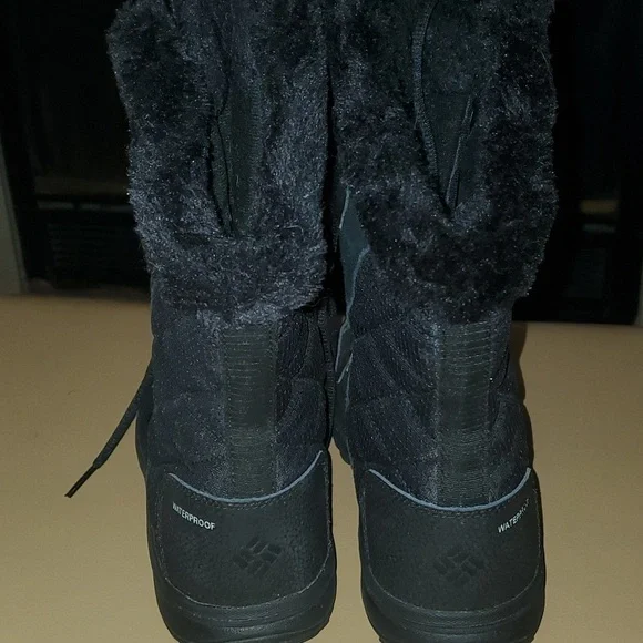 Columbia Boots NWT - NIB Women's Ice Maiden II Boots - Black - Picture 8 of 9